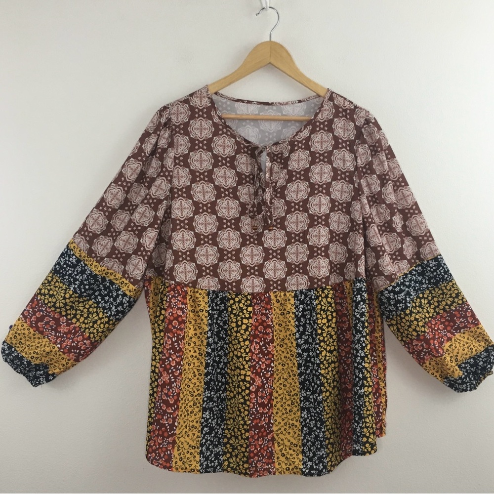 Multi Color Long Sleeve Relaxed Tunic - Picture 2 of 10